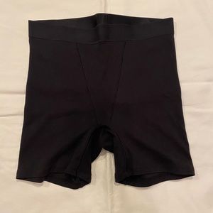 NWT Skims Knit Boxer Shorts